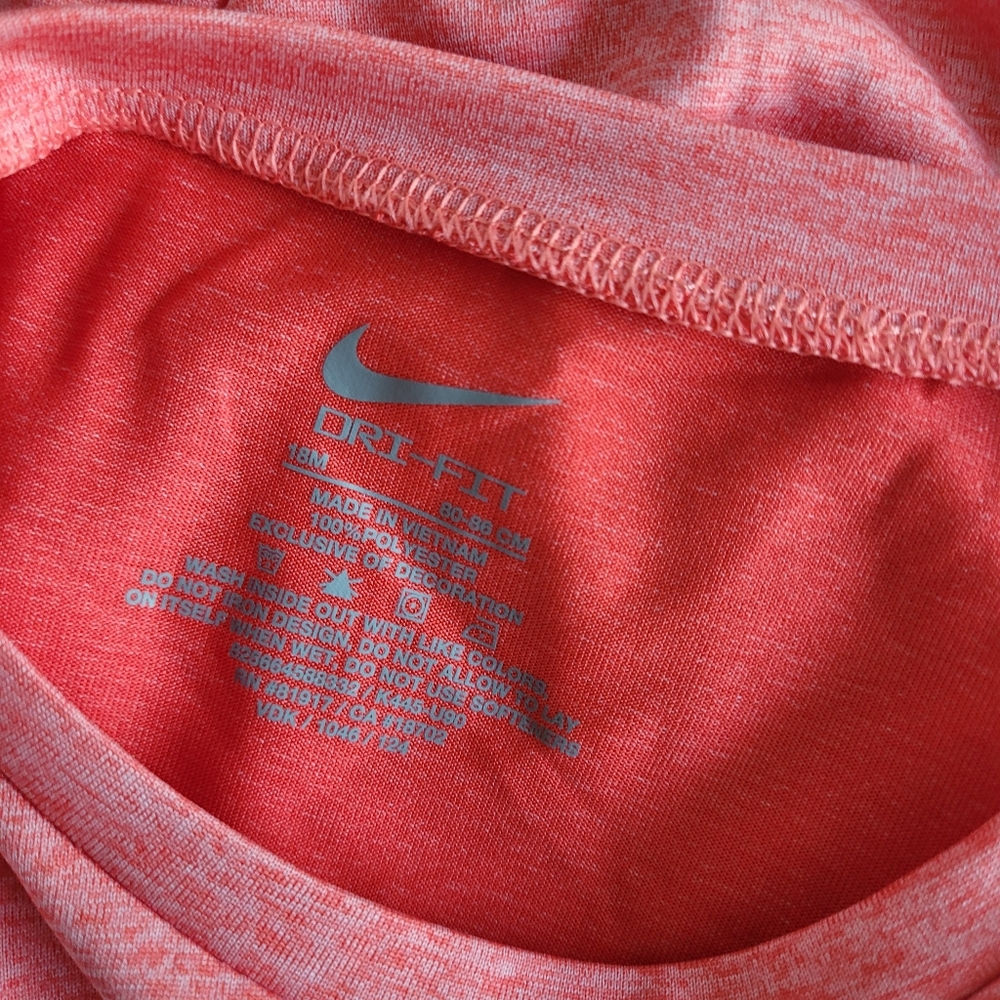 Lot of 2 NIKE athletic shirts 18M - 24M - Picture 7 of 7